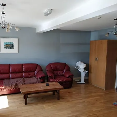 Barry's Harbour View בנטרי