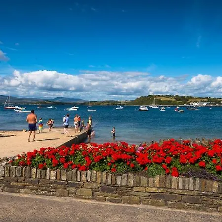 Barry's Harbour View * בנטרי